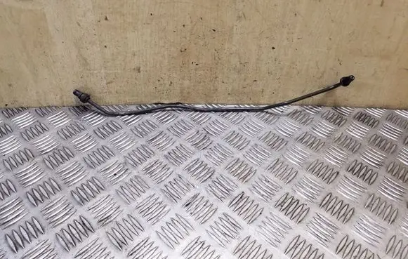 Skoda Yeti (5L) Clutch pipe/line 