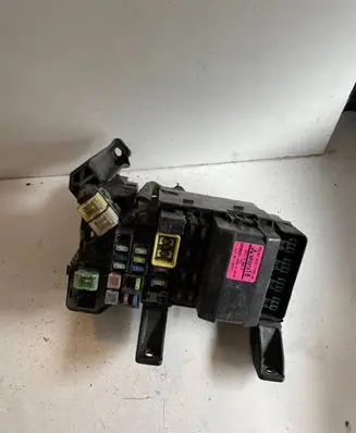 Mitsubishi Outlander Fuse box set MR5878