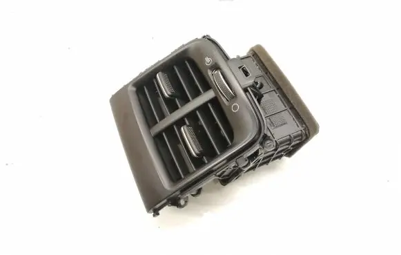 Rear air vent grill