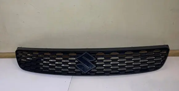 Suzuki Swift II Front grill 71741-68L0