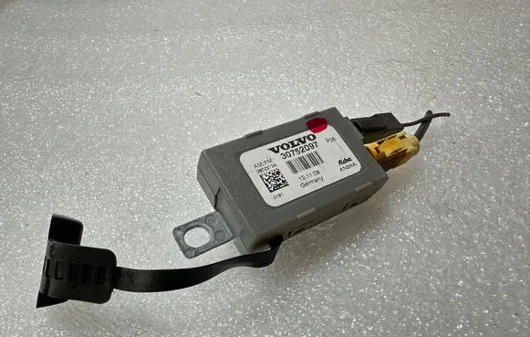 Volvo XC90 Antenna control unit 28022736 30752097