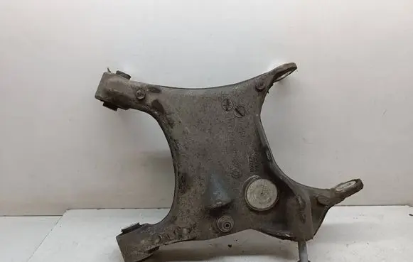 BMW 5 E60 E61 Rear upper control arm/wishbone 6758715