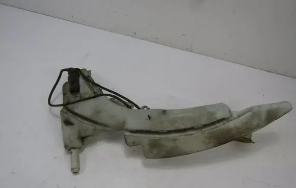 Ford Focus C-MAX Windshield washer fluid reservoir/tank 