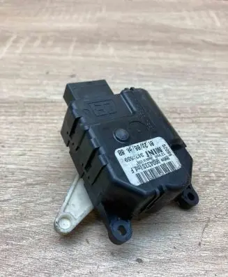 Mini One - Cooper Coupe R56 Air flap motor/actuator 990433S