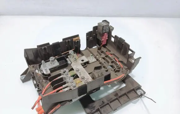 Volkswagen Touareg I Fuse box set 7L0937548C