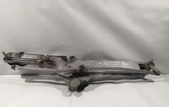 Mercedes-Benz S W220 Front wiper linkage and motor 0390241435 50848115801 3391098390