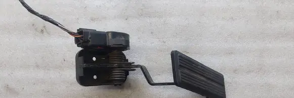 Chrysler Voyager Accelerator throttle pedal 04612742