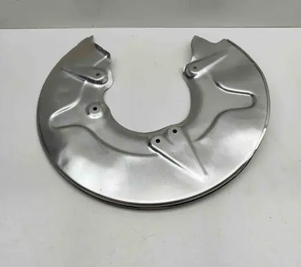 BMW 5 G30 G31 G38 Rear brake disc plate dust cover 6899155 34206899155