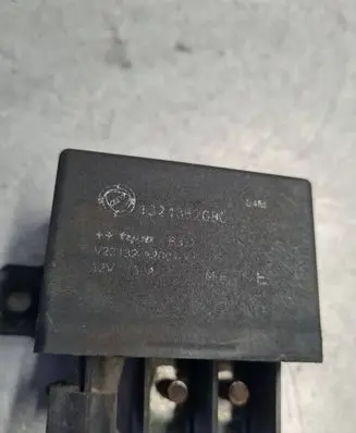 Fiat Ducato Glow plug pre-heat relay 1324352080 V23132A2601