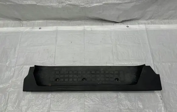 Peugeot Expert Rear sill trim cover 9808681377