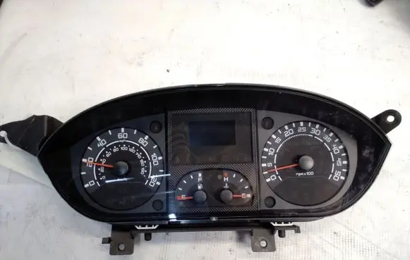 Iveco Daily 35 - 40.10 Speedometer (instrument cluster) 69502590