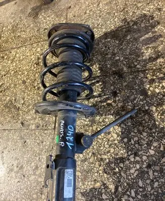 Toyota Auris 150 Front shock absorber/damper