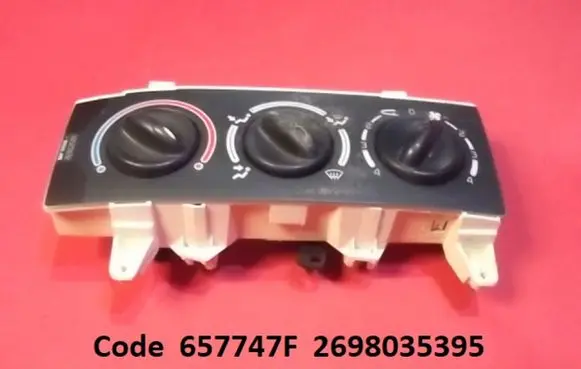 Renault Megane I Climate control unit 657747F 2698035395