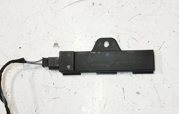 Interior comfort aerial antenna