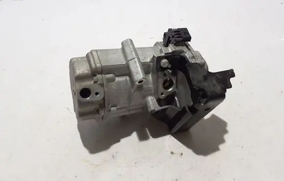 Dacia Jogger Air conditioning (A/C) compressor (pump) 926000464R