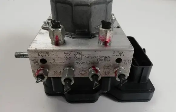 Nissan Pulsar ABS Pump 476604MD0A