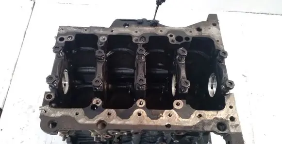 Volkswagen Tiguan Engine block 03L103021B 03L021B