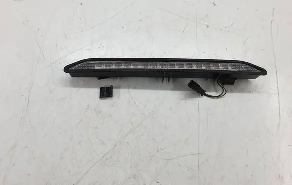 Opel Zafira A Third/center stoplight 90582025