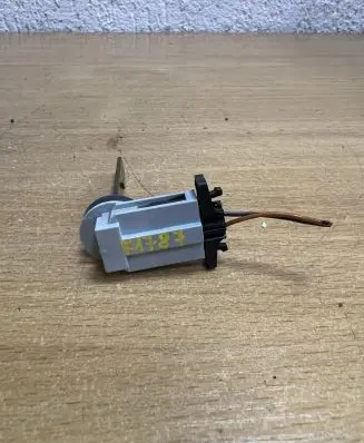 Mercedes-Benz ML W164 Oil temperature sensor A1638300272 F1787
