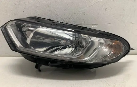 Ford Ecosport Headlight/headlamp CN1513W030BH B515 90029103