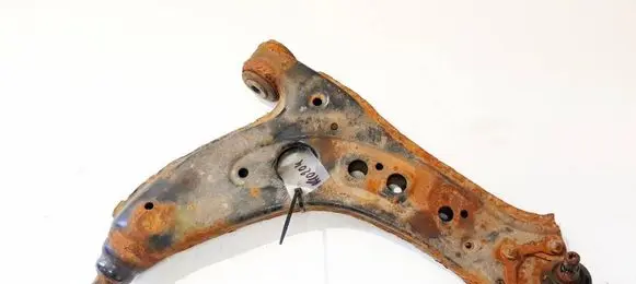 Volkswagen Polo IV 9N3 Front lower control arm/wishbone