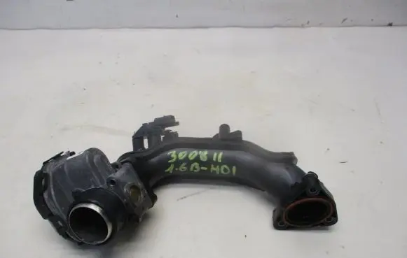 Peugeot 3008 II Throttle body valve 