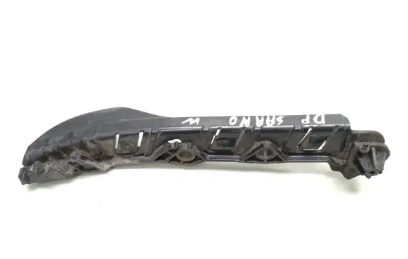 Front bumper mounting bracket
