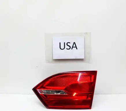 Volkswagen Jetta VI Tailgate rear/tail lights 5C6945260
