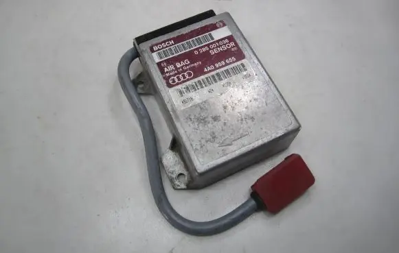 Audi A6 S6 C4 4A Airbag control unit/module 4A0959655 0285001036