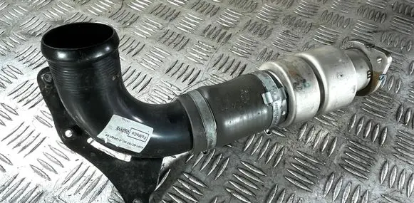 Volvo V60 Intercooler hose/pipe AV616C750AC AV616C750