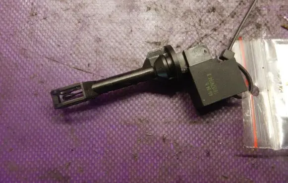 Coolant temperature sensor