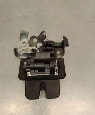 Audi A3 S3 8V Tailgate/trunk/boot lock/catch/latch 8R0827505 153138010414