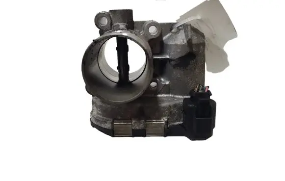 Nissan X-Trail T31 Throttle valve 8200330810 H8200330812 0281002681