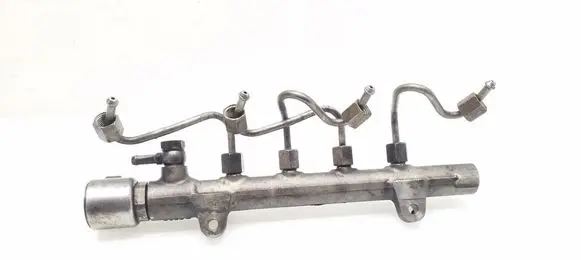Mercedes-Benz E W212 Fuel main line pipe A6510700495 9307Z522A00