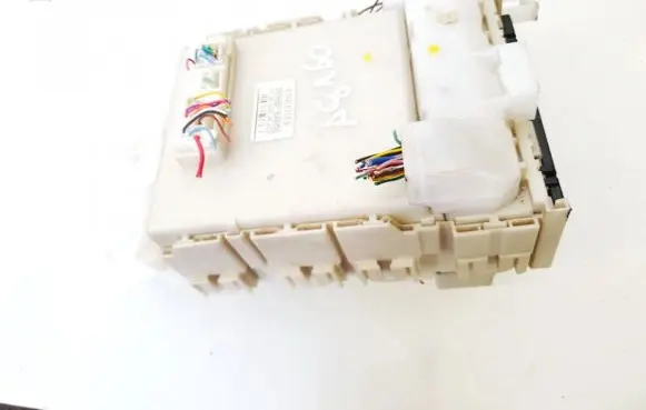 Toyota Auris 150 Fuse box set 82730-02130a 82730--02130-a