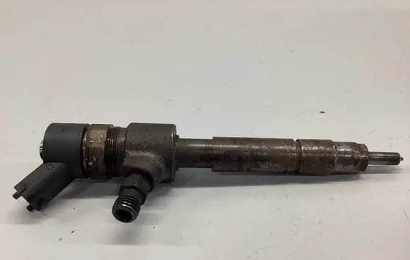 Opel Zafira B Fuel injector 0445110165