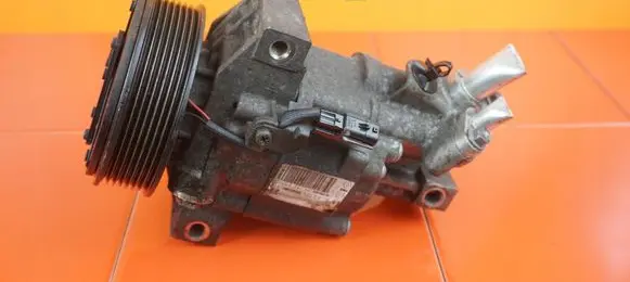 Dacia Sandero II Air conditioning (A/C) compressor (pump) 926000216R 19MB6