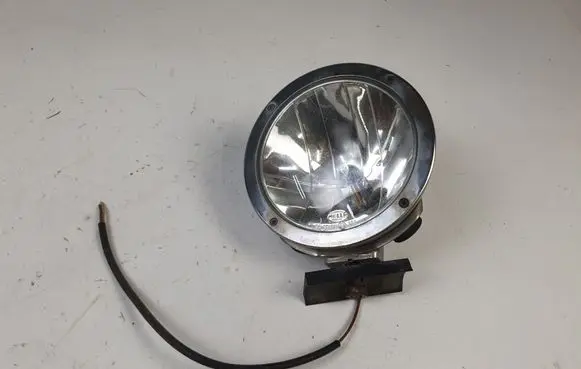 Volkswagen New Beetle Non-factory (optional) fog light 001901