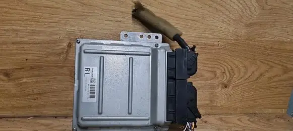 Nissan Murano Z50 Engine control unit/module MEC81730