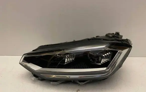Volkswagen Golf Sportsvan Headlight/headlamp 517941035A 90111564 8991VF248190Q0
