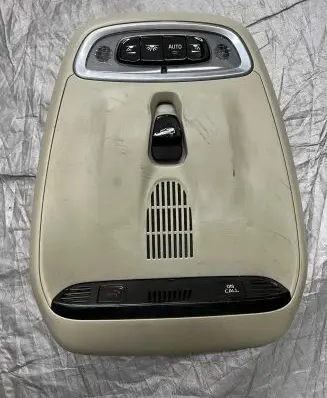 Volvo XC90 Front seat light 31479613