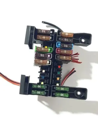 Mercedes-Benz E W211 Fuse module 2115450301 13943311 13943281C