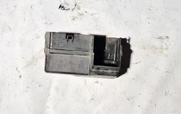Nissan Murano Z50 Fuse box cover