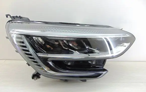 Renault Megane IV LED Daytime headlight L802817
