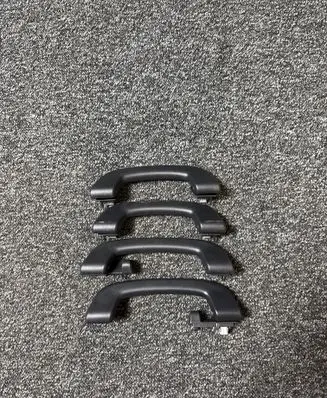 BMW X5 G05 A set of handles for the ceiling 51167464441