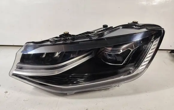 Volkswagen Caddy Headlight/headlamp 2K8941035AJ 12041150001