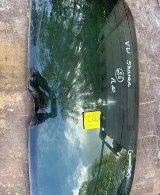 Volkswagen Sharan Opening tailgate glass 9865656
