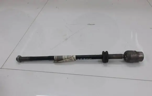 Volkswagen Jetta III Steering tie rod 1H0419804