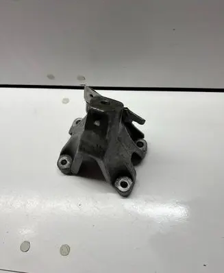 Audi A4 S4 B8 8K Engine mounting bracket 8K0199307BJ