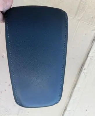 Opel Astra K Armrest 39030127